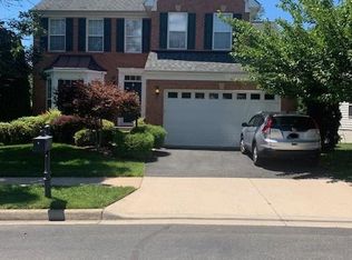 18061 Camdenhurst Dr, Gainesville, VA 20155