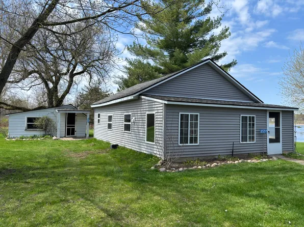 2537 Mitchell Lake Rd, Attica, MI 48412