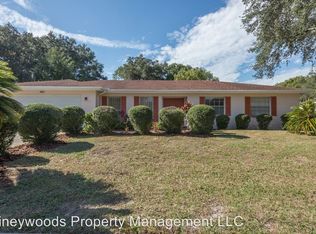 13512 Greenleaf Dr, Tampa, FL 33613