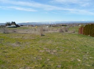 Nka Davell Ln, Yakima, WA 98901