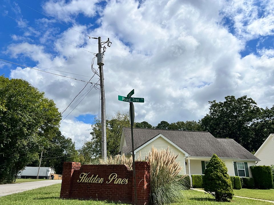 1st image of 192 Round Tree Dr
