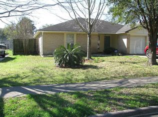 1305 Packsaddle Ln, Baytown, TX 77521