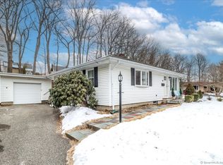 40 Concord Rd, Danbury, CT 06810