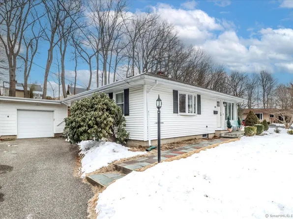 40 Concord Road, Danbury, CT 06810