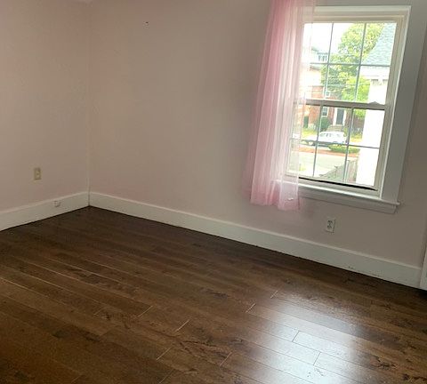 5th image of 74 Willow St #2