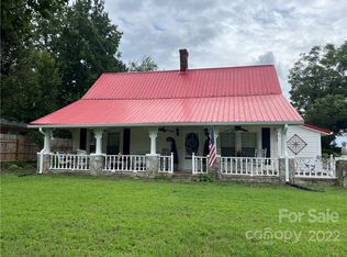 866 Scruggs Rd, Forest City, NC 28043