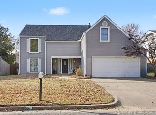 9330 S Oxford Ave, Tulsa, OK 74137