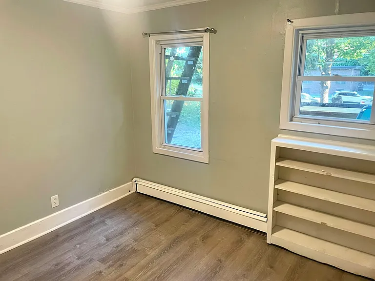 106 Webster St #2 — Photo 17