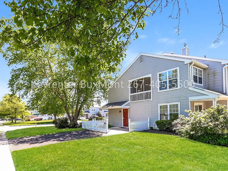 601B Rose Hollow Dr #B — Photo 13