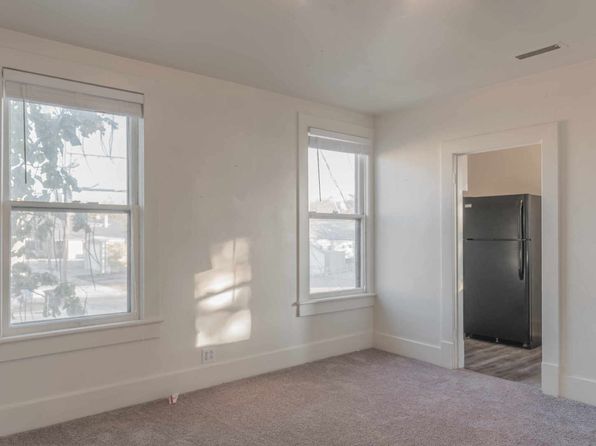 207 S 4th St APT 3