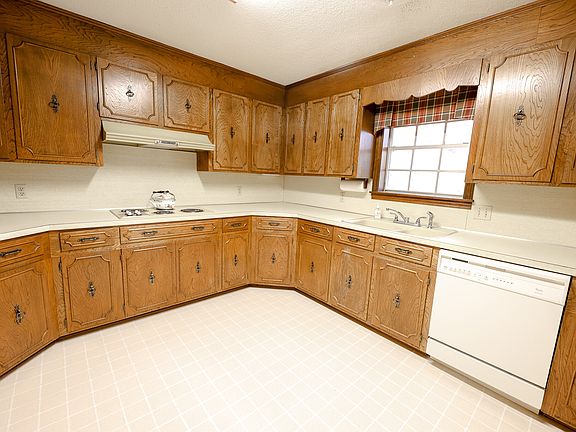 4th image of 7615 Mount Holly Hwy
