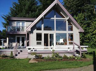 141 NE Wagon Wheel Rd, Belfair, WA 98528