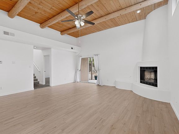 3rd image of 7305 Palomas Park Ave NE
