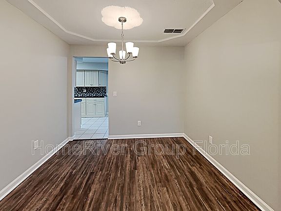 5th image of 1737 Gumtree Dr
