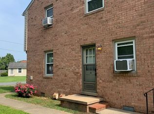 300 Claiborne Ave APT 4, Fredericksburg, VA 22405