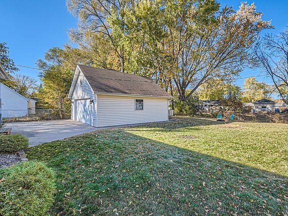 Yard & garage