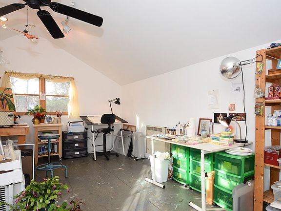 Heated studio behind house