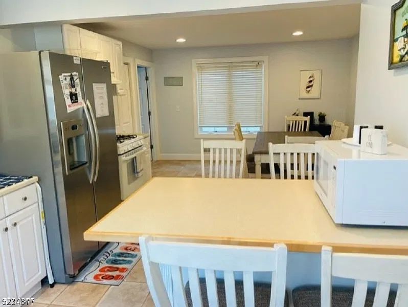 4 bed, 1.0 bath, $3,500 — Photo 4