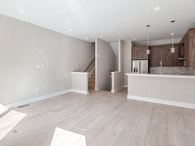 1st image of 840 N American St