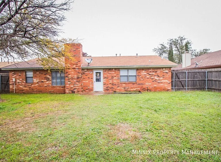 6111 10th Dr — Photo 28