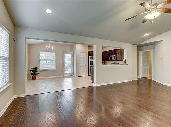5th image of 2505 Preserve Trl