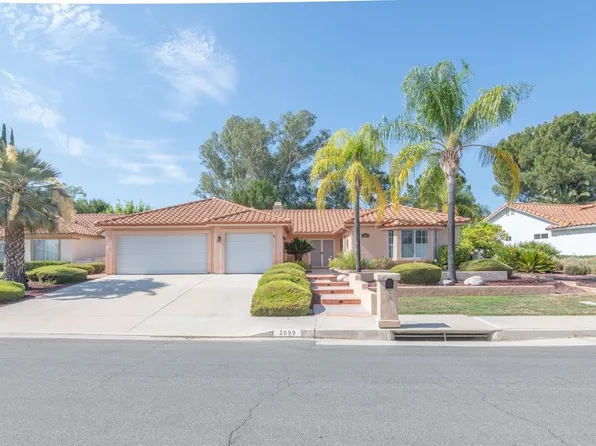2699 Peach Tree St, Hemet, CA 92545
