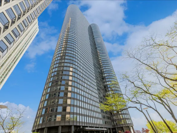 155 N Harbor Dr, Chicago, IL
