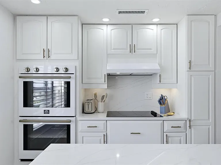 4401 Gulf Of Mexico Dr #907 — Photo 17