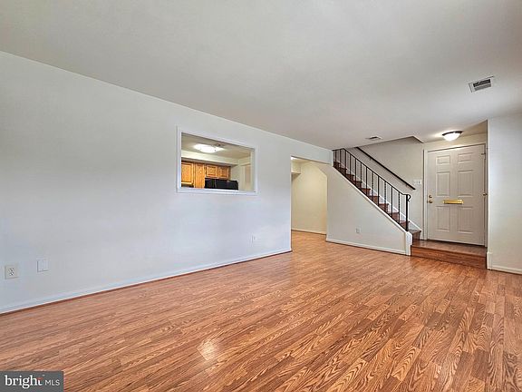3rd image of 8722 Walutes Cir #B