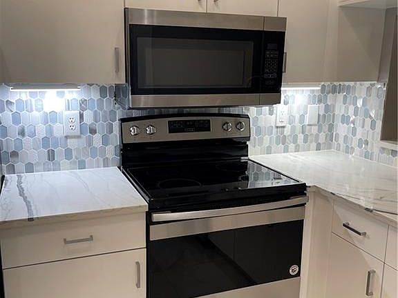 5th image of 9715 Malvern Dr #9715