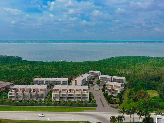 2nd image of 10129 S Ocean Drive #29