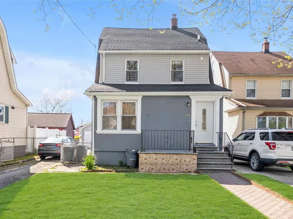 88-70 Commonwealth Boulevard, Bellerose, NY 11426