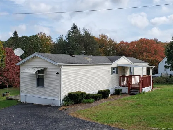 173 Maple Ave, Uncasville, CT 06382