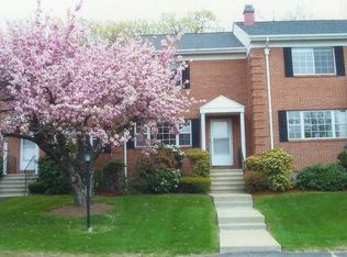 20 April Ln, Lexington, MA 02421