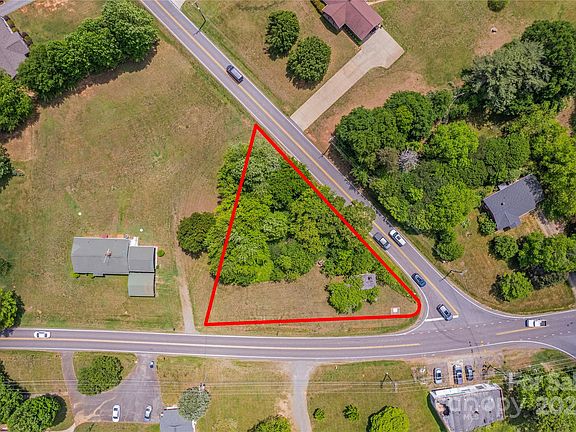 4th image of 1558 Buffalo Shoals Rd