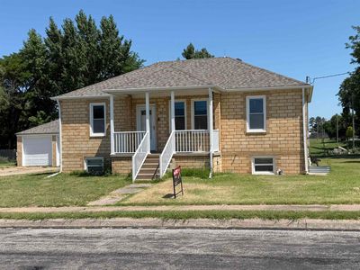 801 8th St, Victoria, KS, 67671