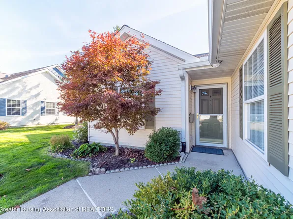 1995 Searl Ct, East Lansing, MI 48823