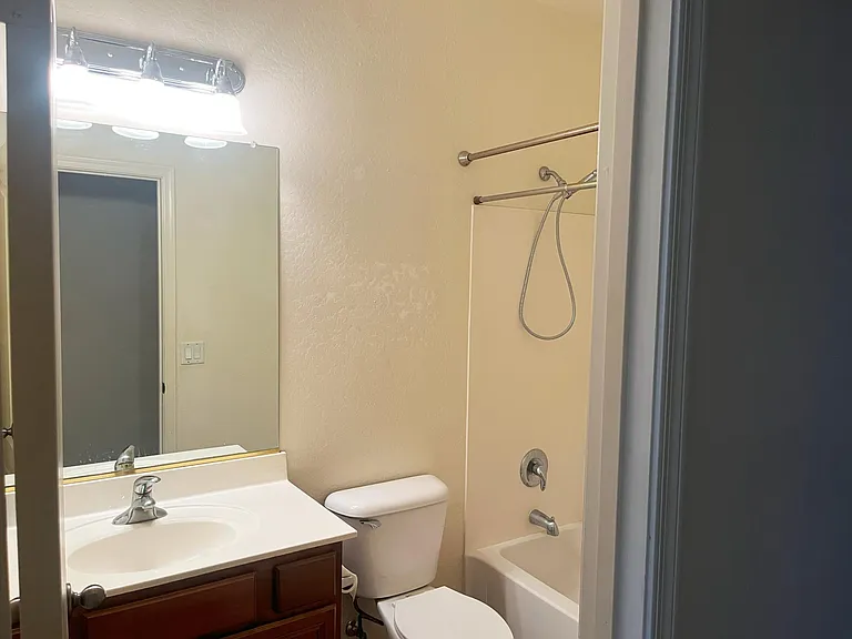 16117 W Winslow Dr — Photo 11