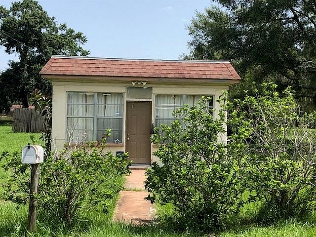 1st image of 523 Hennessee St