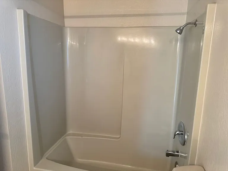 1608 Poplar Dr — Photo 19