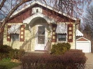 1230 E 1st St, Sioux Falls, SD 57103