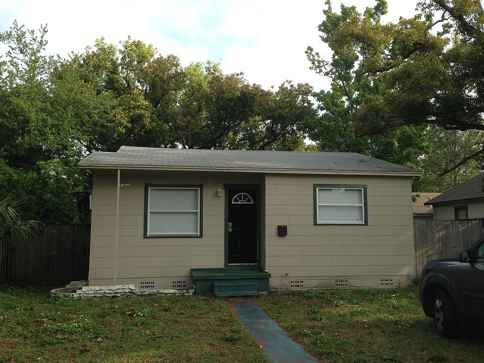 1st image of 2515 32nd Ave N