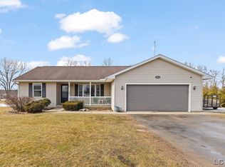 2082 Friar Tuck Cir, Adrian, MI 49221