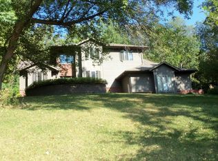 158 Larkspur Ln E, Onalaska, WI 54650