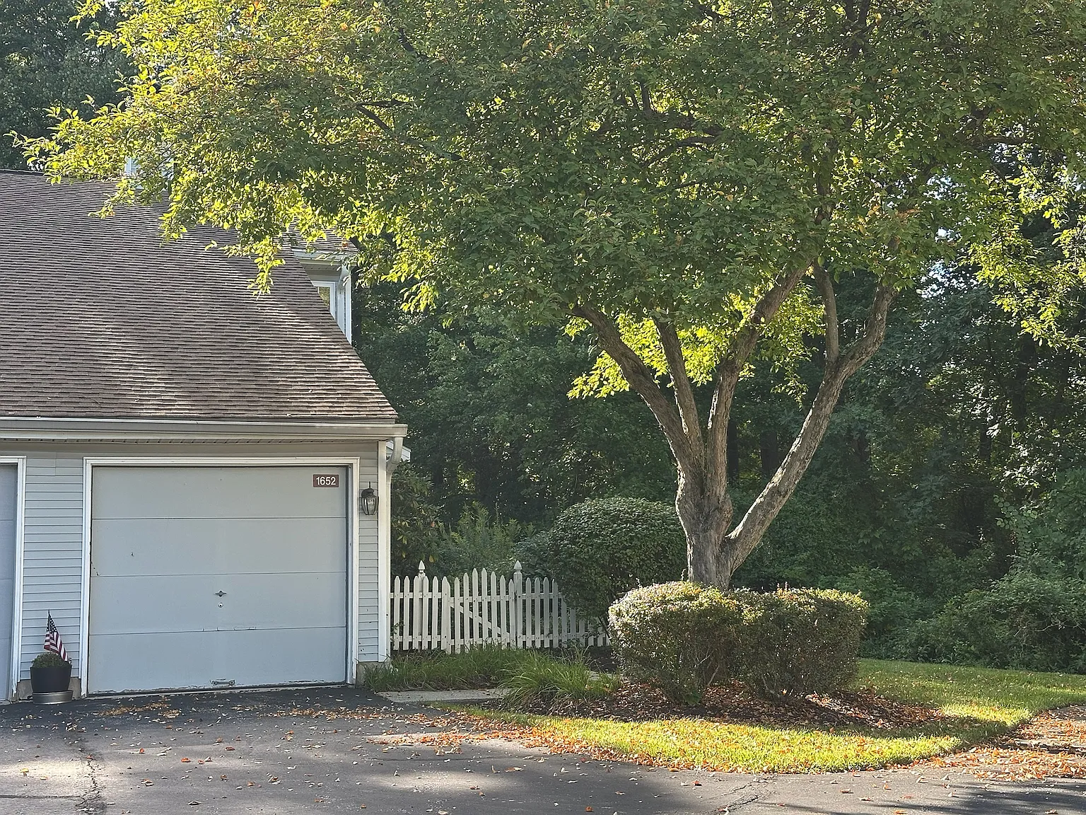 2 bed, 1330 sqft, $2,900 — Photo 2