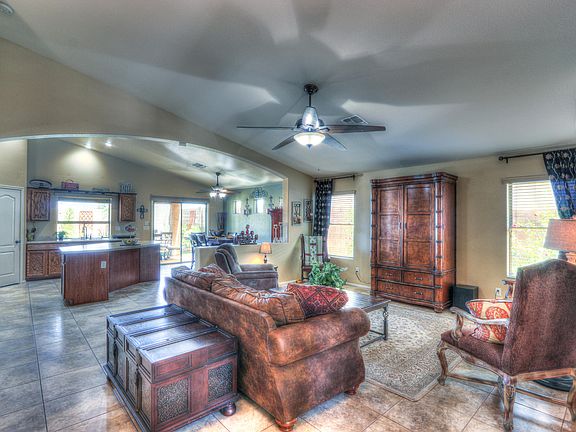 4th image of 22107 N Dietz Dr