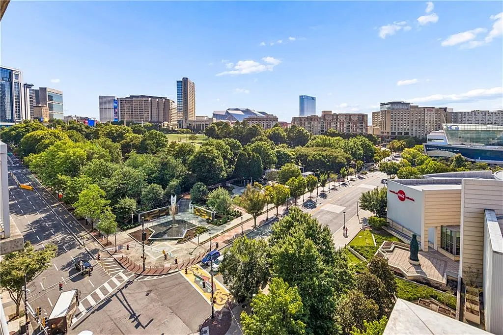 1 bed, 1.0 bath, 864 sqft, $2,150 — Photo 1