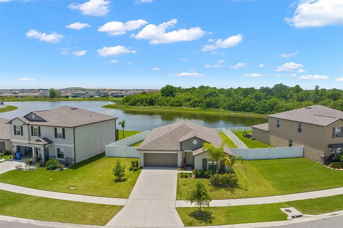 Building Photo - 13515 Wild Ginger St