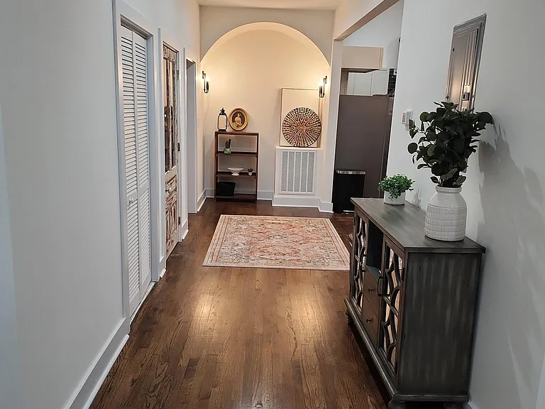 325 Maywood Ave — Photo 6