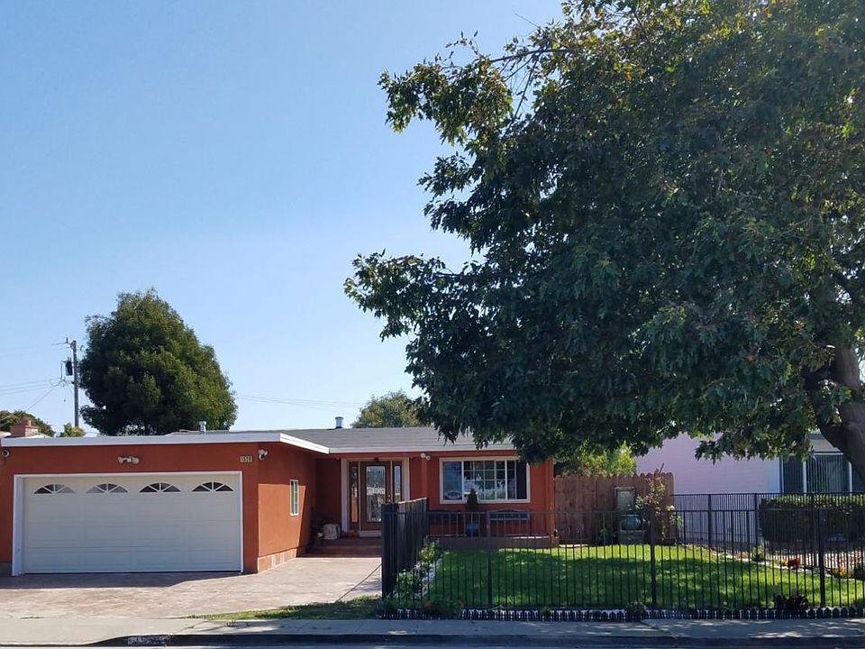 1st image of 1520 Noe Ave